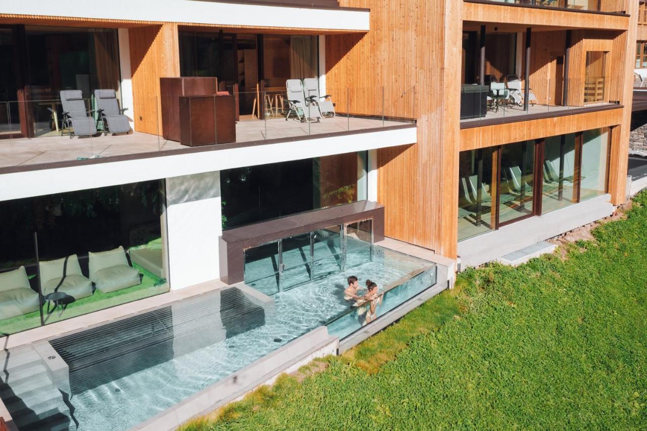 Latemar - Hotel Suites Spa Soraga Exteriér fotografie
